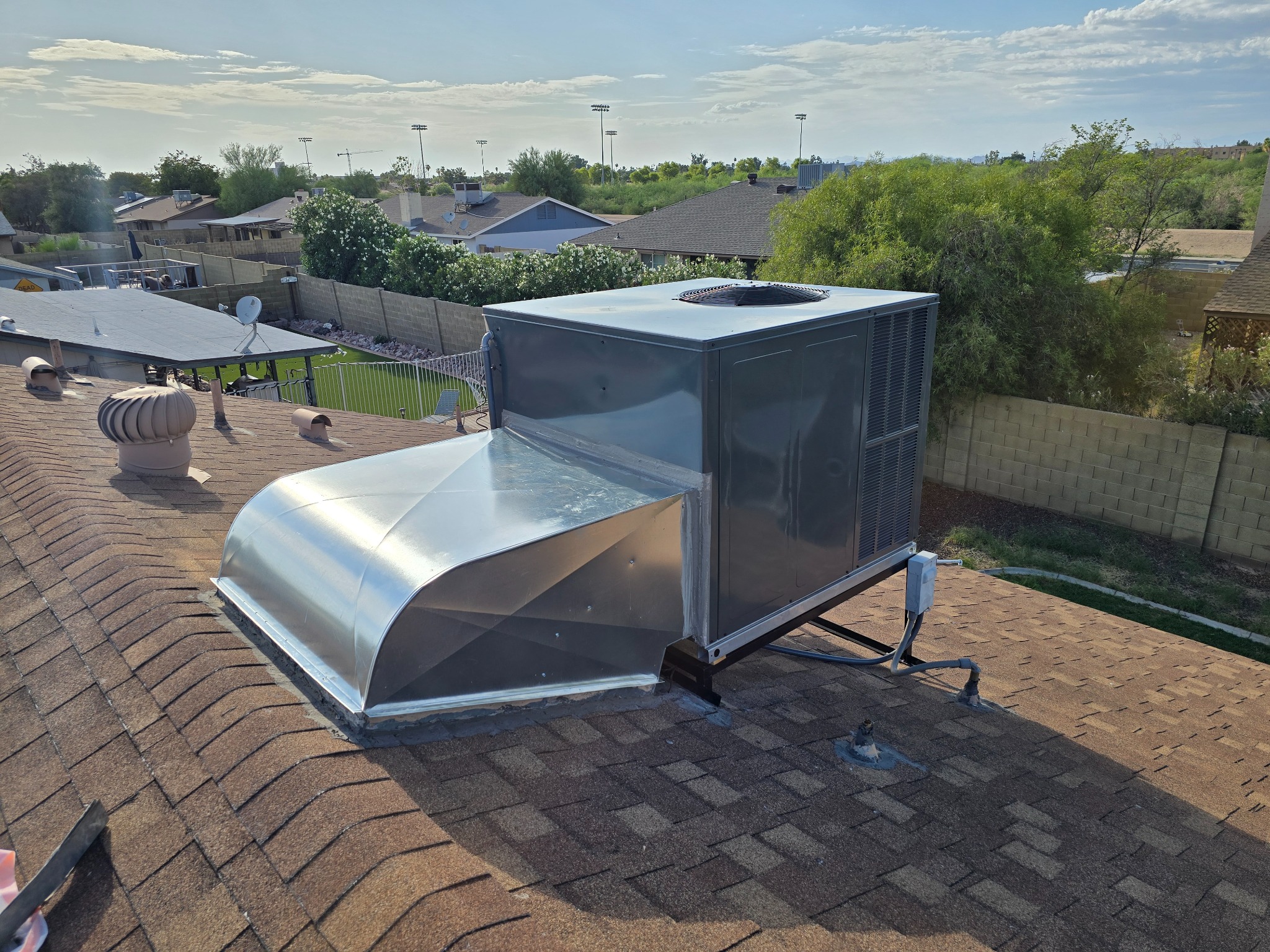 HVAC rooftop service in Arizona